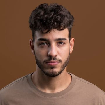 Người dùng 10010